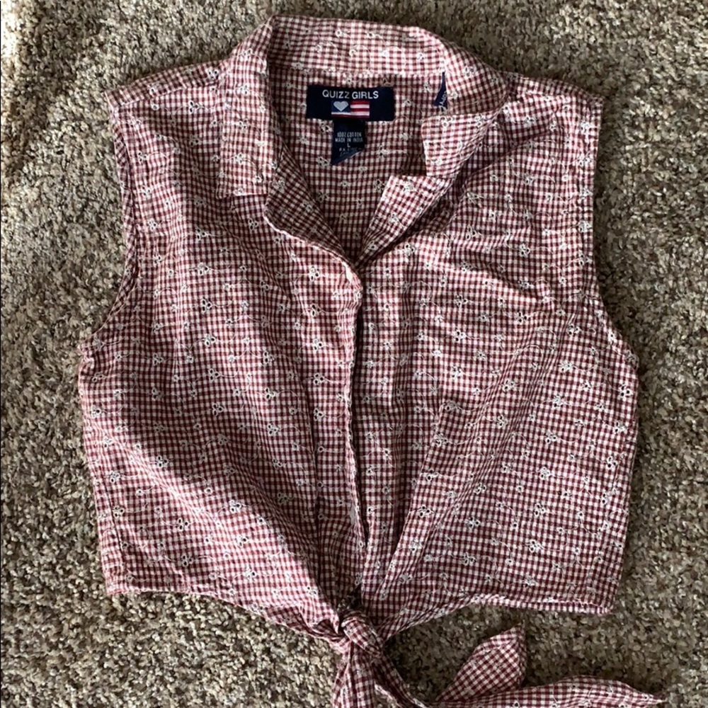 Cropped button down top